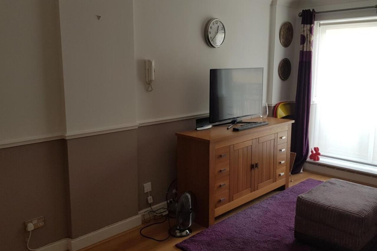1 Bedroom Apartment On The Riverbank Near St Paul'S London Kültér fotó