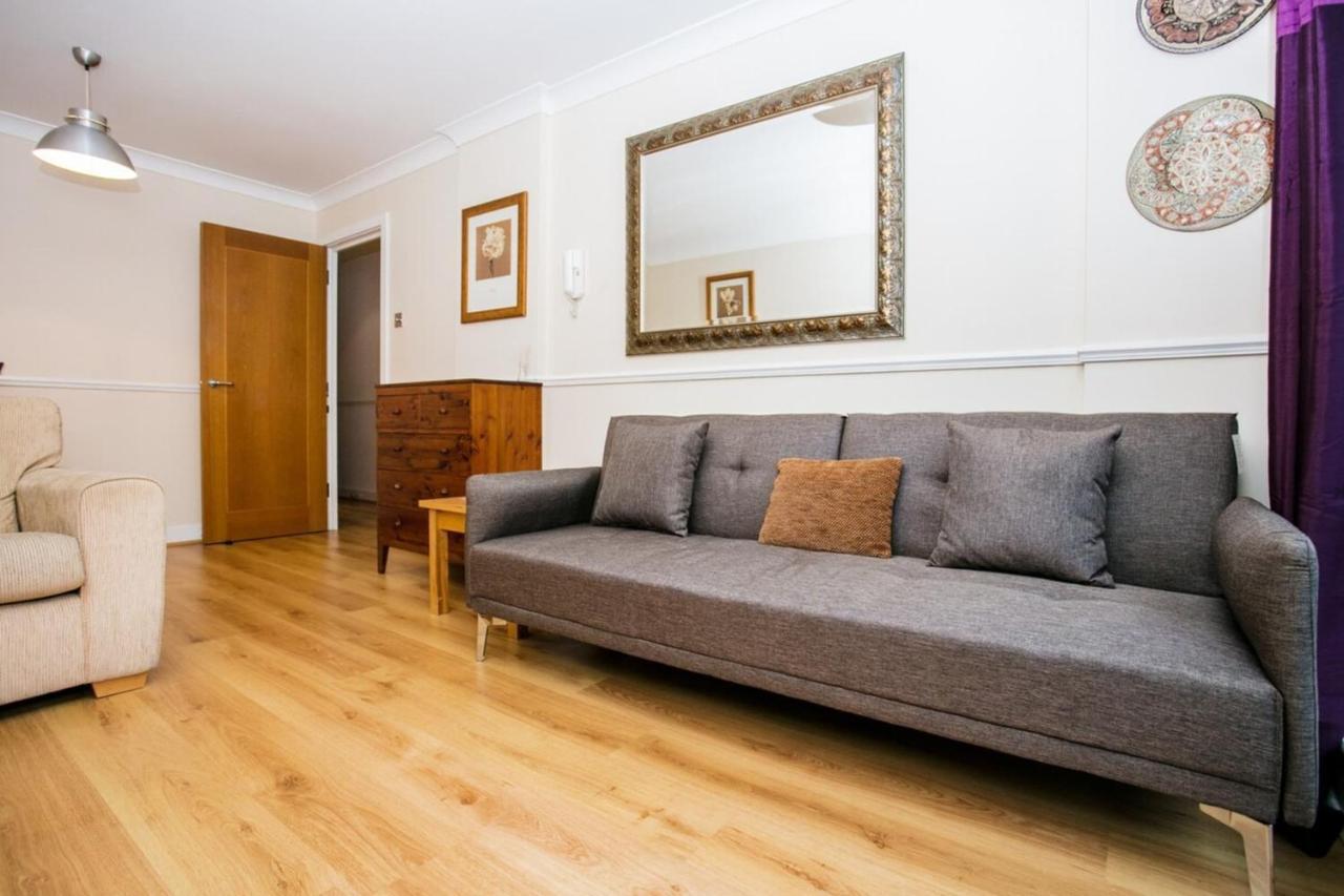 1 Bedroom Apartment On The Riverbank Near St Paul'S London Kültér fotó