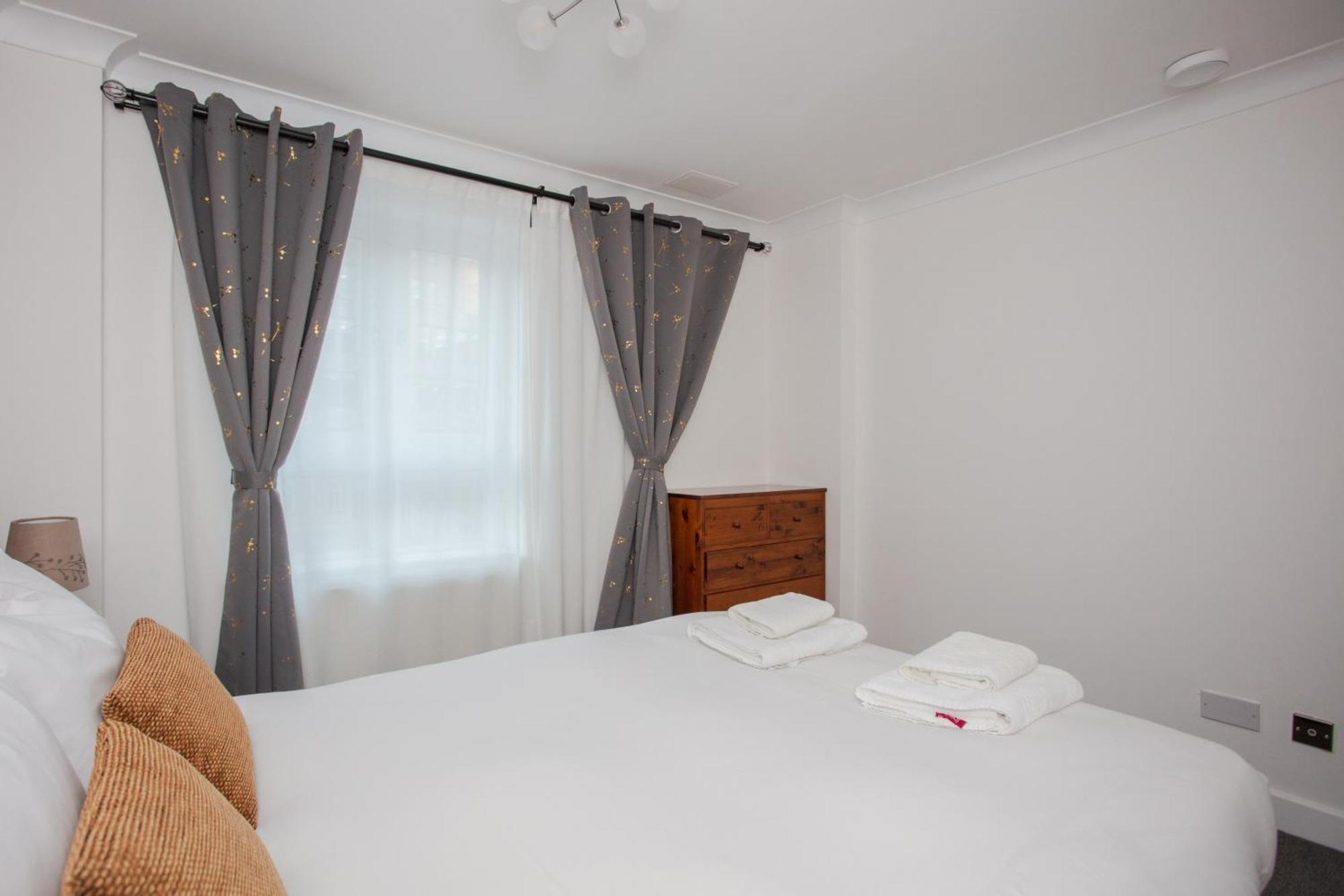 1 Bedroom Apartment On The Riverbank Near St Paul'S London Kültér fotó